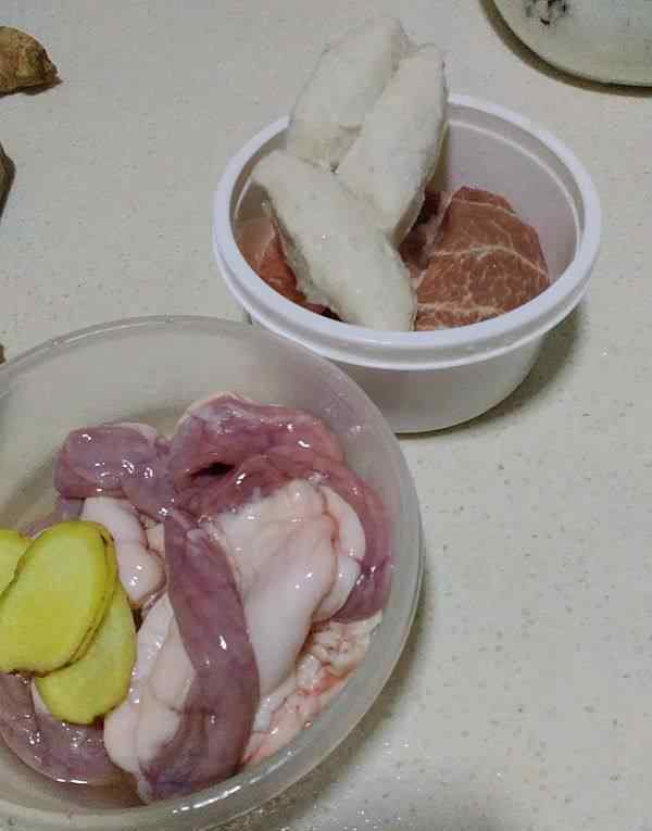 广东鸡粥的做法 广东生滚粥怎么做好吃 广东生滚粥食谱简单做法