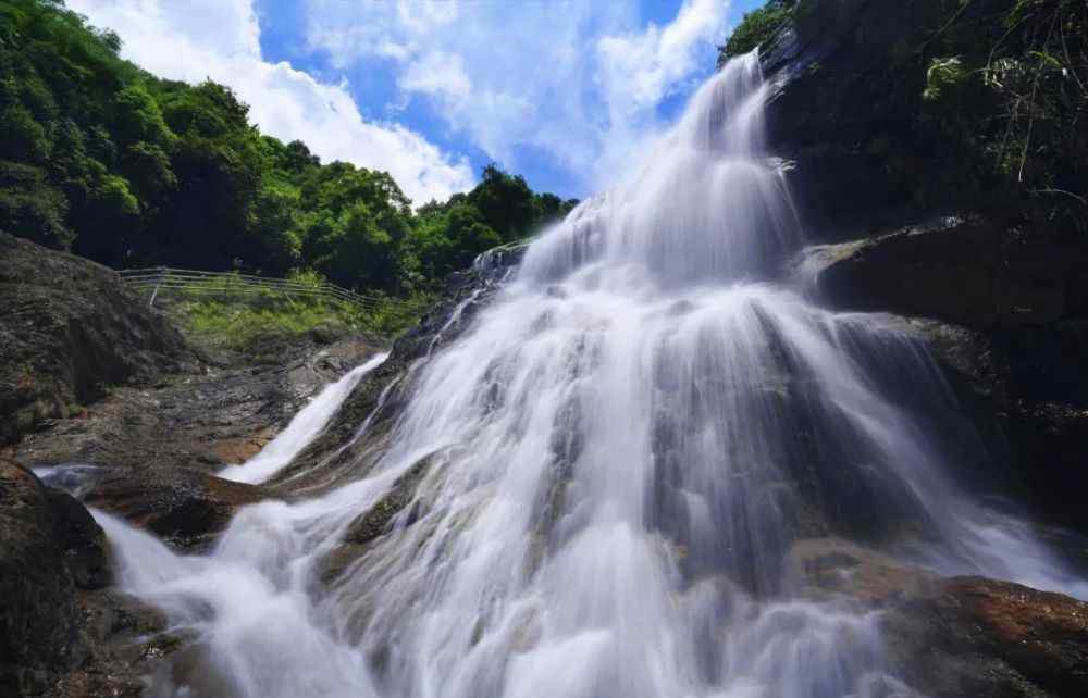 金牌旅游网 金牌旅游村第二十一站：氧气十足！现实版的“世外桃源”——云礤村