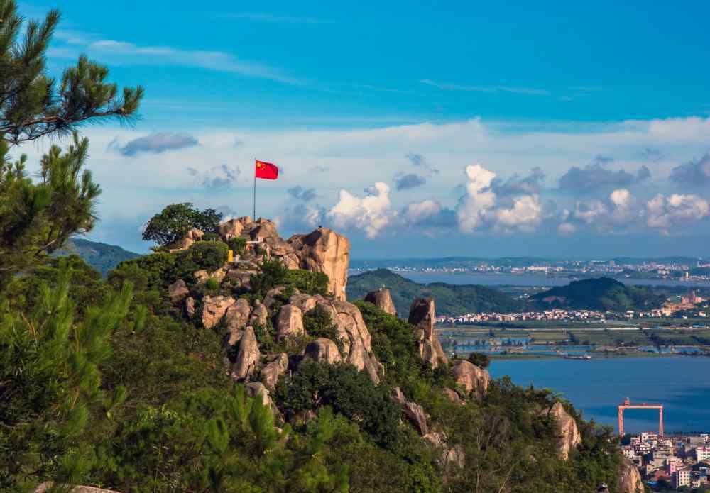 青芝山 福建被忽略的一座山，是全省六大名山之一，有400多年开发历史