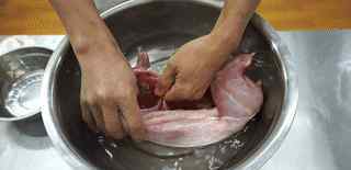 自贡鲜椒兔正宗做法 厨师长教你：自贡名菜“鲜锅兔”的家常做法，味道很赞先收藏起来