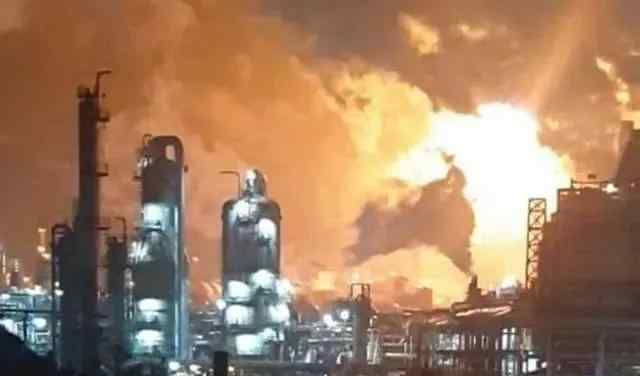韩国化工厂爆炸 突发！韩国一化工厂发生爆炸，冲击波波及数十公里