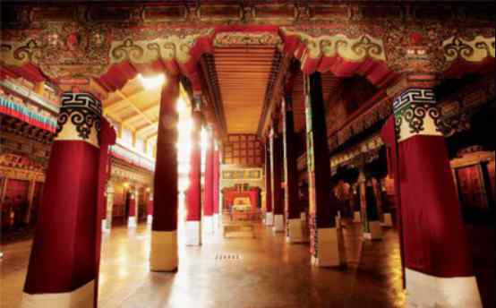 布达拉宫里面很多棺材 布达拉宫里面好恐怖图，布达拉宫和大昭寺区别