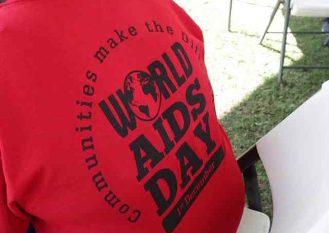 艾滋病家属应注意哪些 艾滋病感染者，应该如何与他人相处？HIV感染者与家人相处的故事